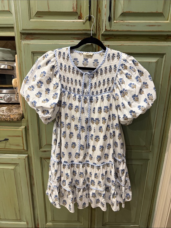 entro Dresses & Skirts - entro White Dress with Blue Floral Print